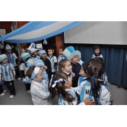 Los más pequeños celebraron el DIA DE LA BANDERA